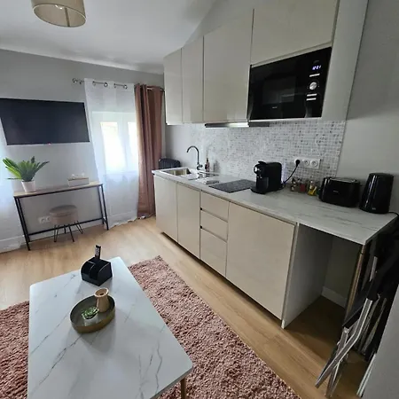 G6 Climatisé Au Calme Centre Apartamento