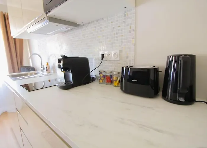 Apartamento G6 Climatisé Au Calme Centre *