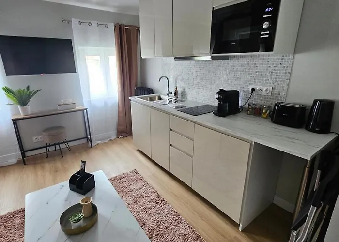 G6 Climatisé Au Calme Centre Apartamento